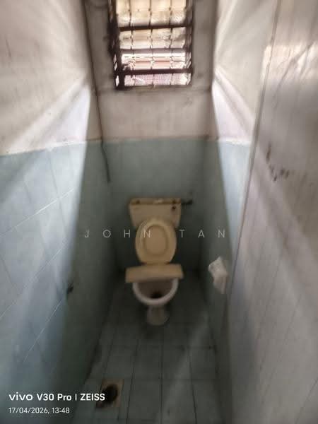 Terrace Factory for Rent in Taman Sri Batu Caves (Batu Caves) - John Tan - Bathroom - PropertyGuru.com.my