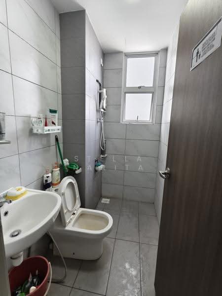 Service Residence for Sale at SKS Habitat - Stella Narita - Bathroom - PropertyGuru.com.my