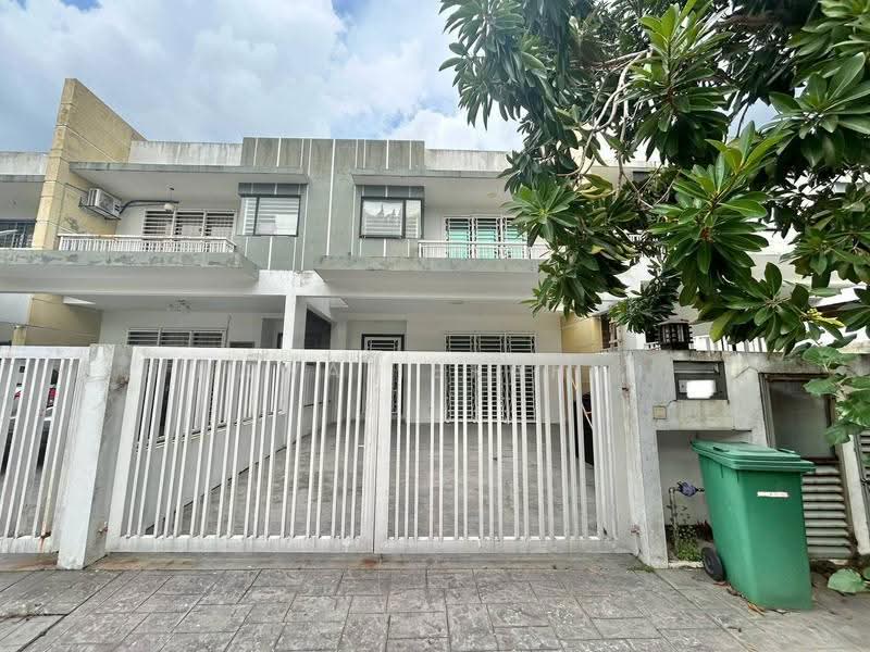 2-storey Terraced House for Sale in Kajang (Selangor) - Hawa Ibrahim - Exterior - PropertyGuru.com.my