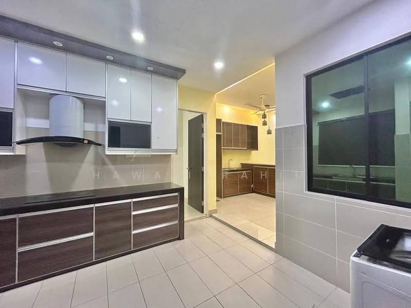 2-storey Terraced House for Sale in Kajang (Selangor) - Hawa Ibrahim - Kitchen - PropertyGuru.com.my