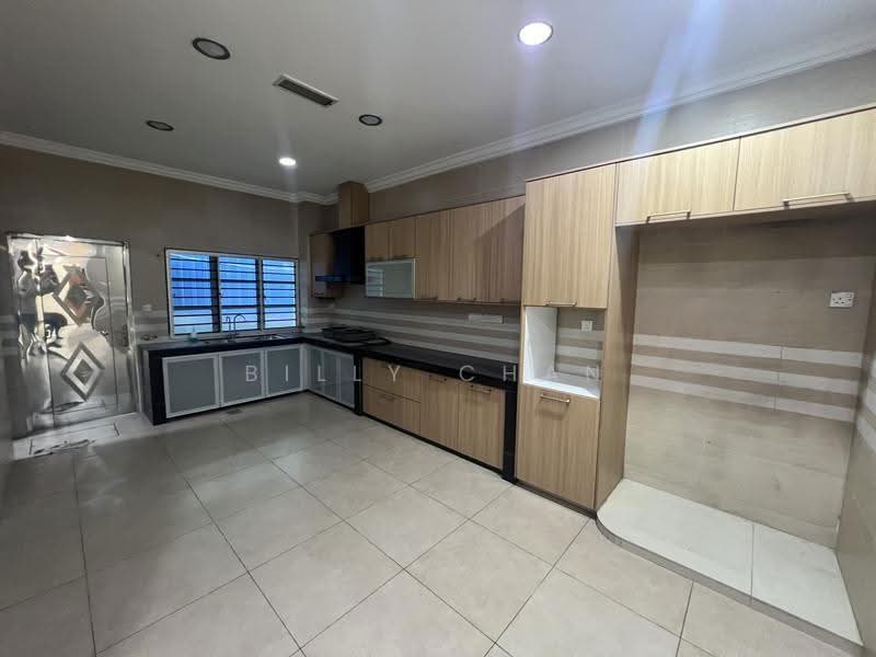 3-storey Terraced House for Sale in Taman Gembira (Jalan Klang Lama (Old Klang Road)) - Billy Chan - Kitchen - PropertyGuru.com.my