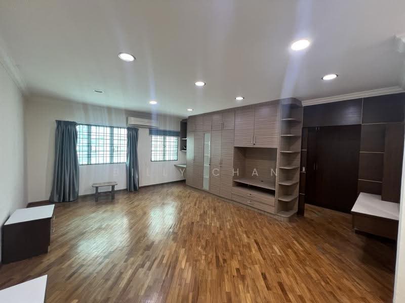 3-storey Terraced House for Sale in Taman Gembira (Jalan Klang Lama (Old Klang Road)) - Billy Chan - Bedroom - PropertyGuru.com.my