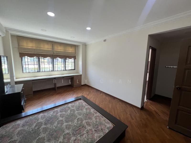 3-storey Terraced House for Sale in Taman Gembira (Jalan Klang Lama (Old Klang Road)) - Billy Chan - Bedroom - PropertyGuru.com.my