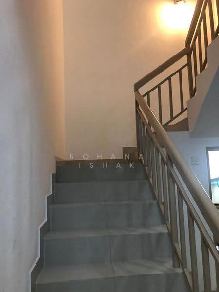 Rumah Teres 2-Tingkat untuk Dijual di Sungai Buloh (Selangor) - Rohana Ishak - Interior - PropertyGuru.com.my