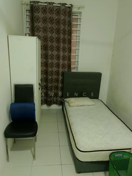 Pangsapuri untuk Disewa di Residensi Vista Wirajaya - Lawrence Low - Bedroom - PropertyGuru.com.my
