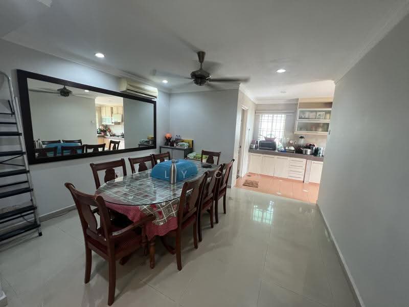2-storey Terraced House for Sale in Jalan Klang Lama (Old Klang Road) (Kuala Lumpur) - Billy Chan - Dining Room - PropertyGuru.com.my