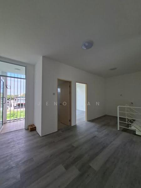 Rumah Bandar untuk Dijual di Kuching (Sarawak) - Jeno Tan - Interior - PropertyGuru.com.my