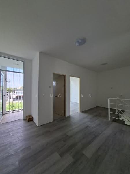 Rumah Bandar untuk Dijual di Kuching (Sarawak) - Jeno Tan - Interior - PropertyGuru.com.my
