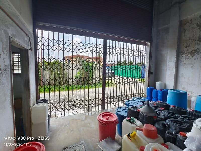 Terrace Factory for Sale in Taman Industri Selayang Utama (Selayang) - John Tan - Exterior - PropertyGuru.com.my