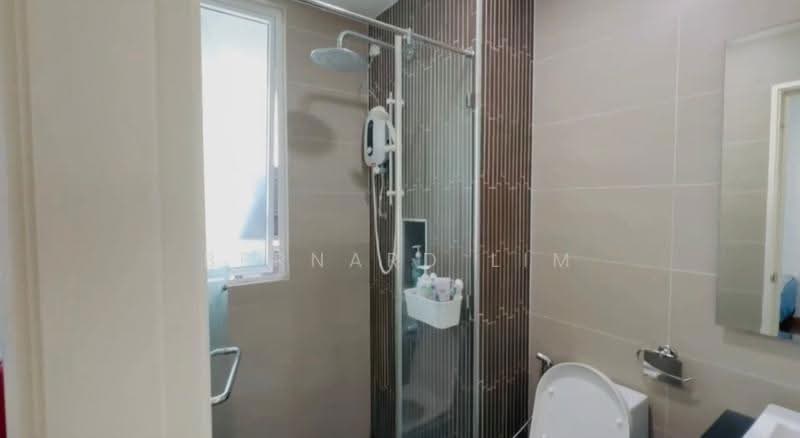 Service Residence for Sale at Medini Signature - Bernard Lim - Bathroom - PropertyGuru.com.my