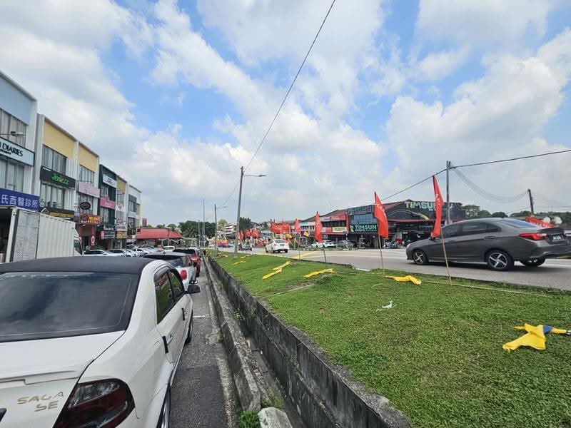 Shop for Sale in Taman Ungku Tun Aminah (Skudai) - Calvin Lee - Exterior - PropertyGuru.com.my