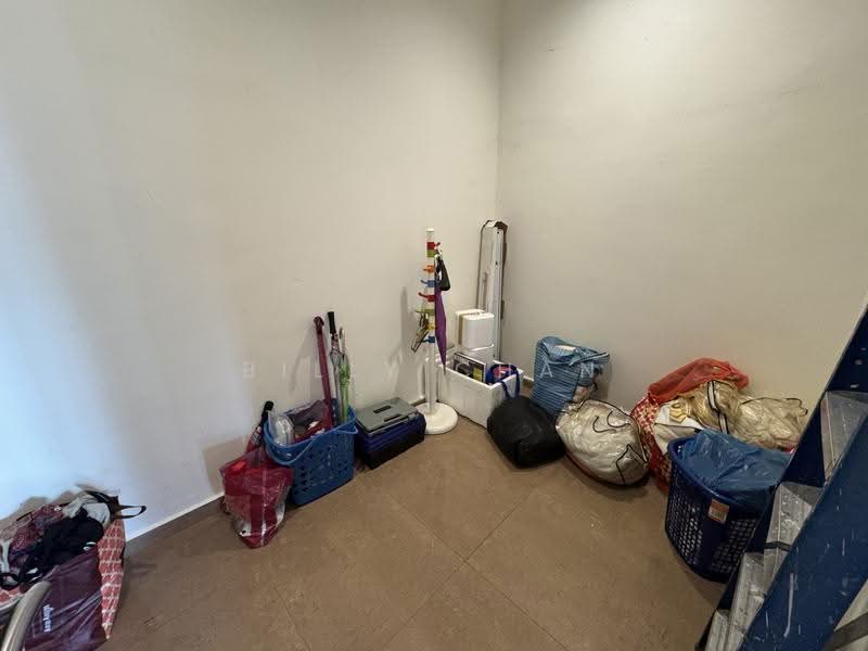 Semi-Detached House for Sale in Taman Yarl (Jalan Klang Lama (Old Klang Road)) - Billy Chan - Interior - PropertyGuru.com.my