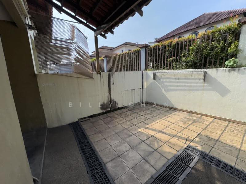 Semi-Detached House for Sale in Taman Yarl (Jalan Klang Lama (Old Klang Road)) - Billy Chan - Exterior - PropertyGuru.com.my