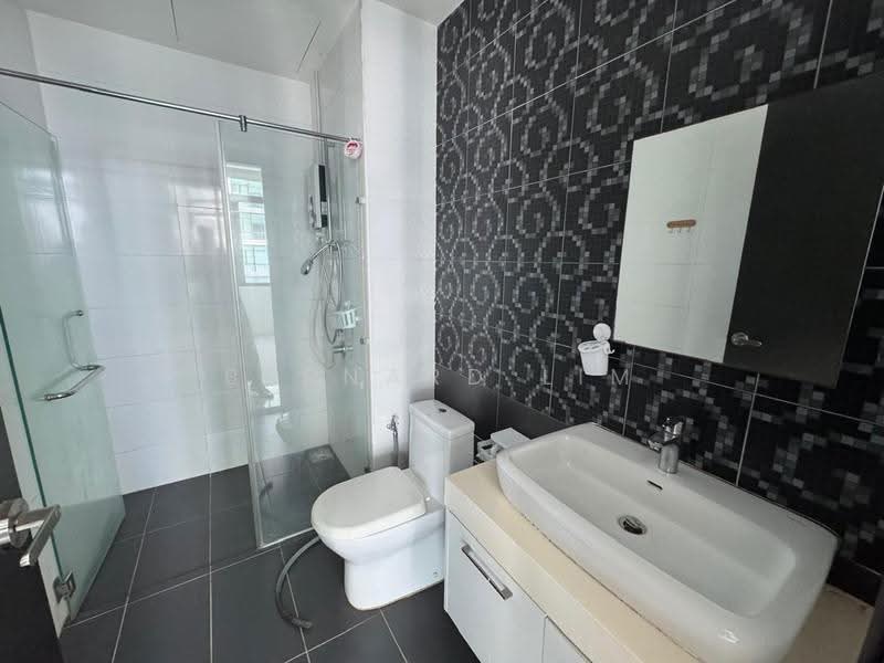 Service Residence for Sale at Wave @ Marina Cove - Bernard Lim - Bathroom - PropertyGuru.com.my