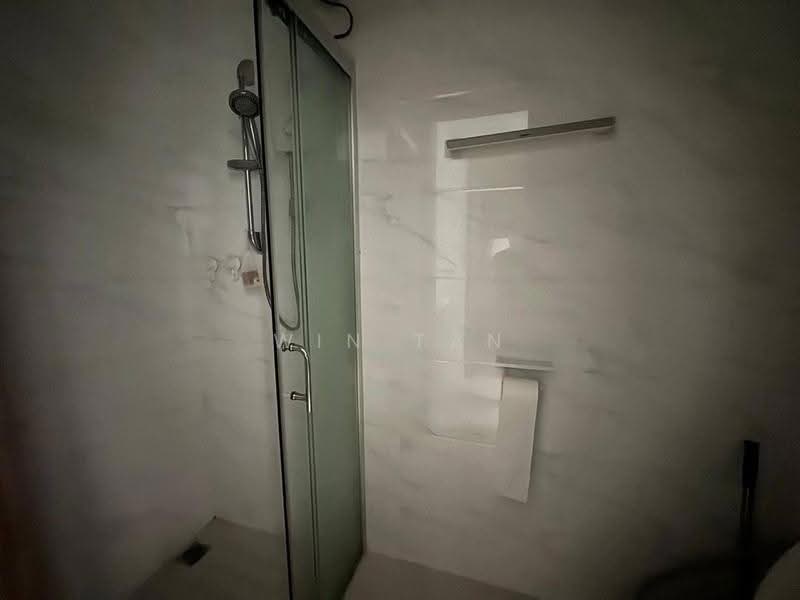 Apartment for Rent at Regalia Park @ Forest City - Win Tan - Bathroom - PropertyGuru.com.my