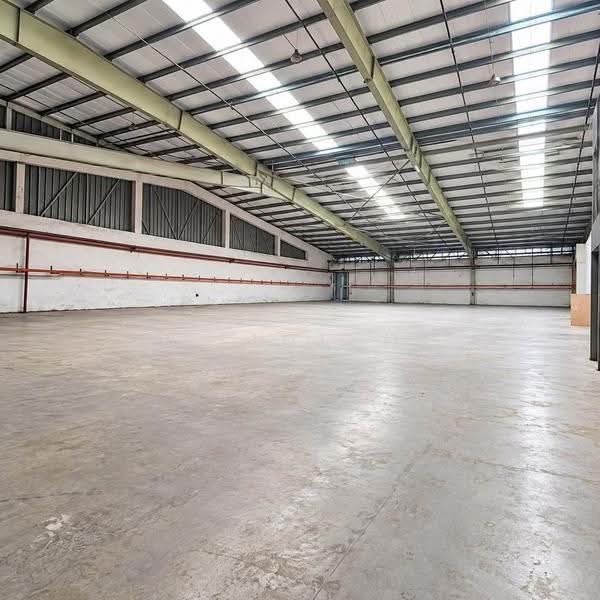 Factory for Rent in Taman Desa Cemerlang (Ulu Tiram) - Celine Ng - Interior - PropertyGuru.com.my