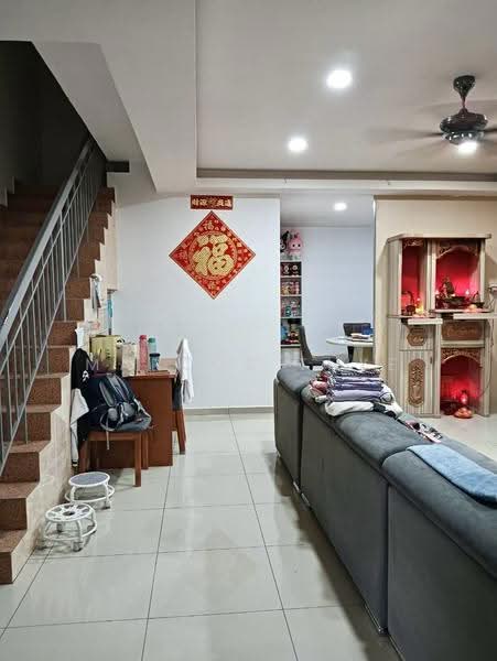 2-storey Terraced House for Sale in Taman Setia Indah (Tebrau) - Marcus Thye - Living Room - PropertyGuru.com.my