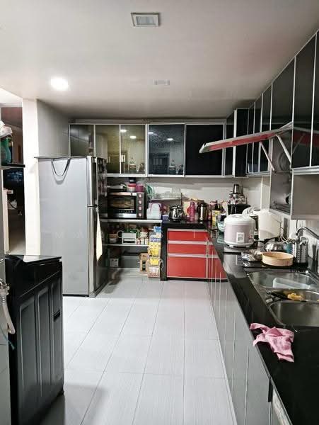 2-storey Terraced House for Sale in Taman Setia Indah (Tebrau) - Marcus Thye - Kitchen - PropertyGuru.com.my