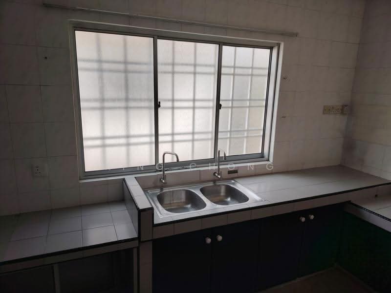 Terraced House for Sale in Gasing Indah (Petaling Jaya) - King Chong - Kitchen - PropertyGuru.com.my