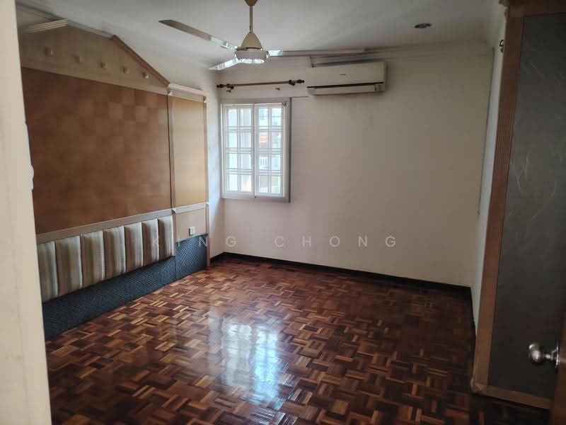 Terraced House for Sale in Gasing Indah (Petaling Jaya) - King Chong - Bedroom - PropertyGuru.com.my