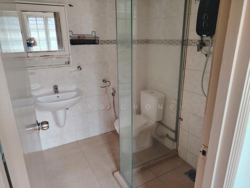 Terraced House for Sale in Gasing Indah (Petaling Jaya) - King Chong - Bathroom - PropertyGuru.com.my