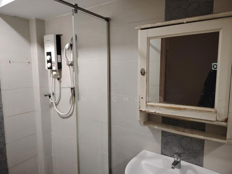 Terraced House for Sale in Gasing Indah (Petaling Jaya) - King Chong - Bathroom - PropertyGuru.com.my