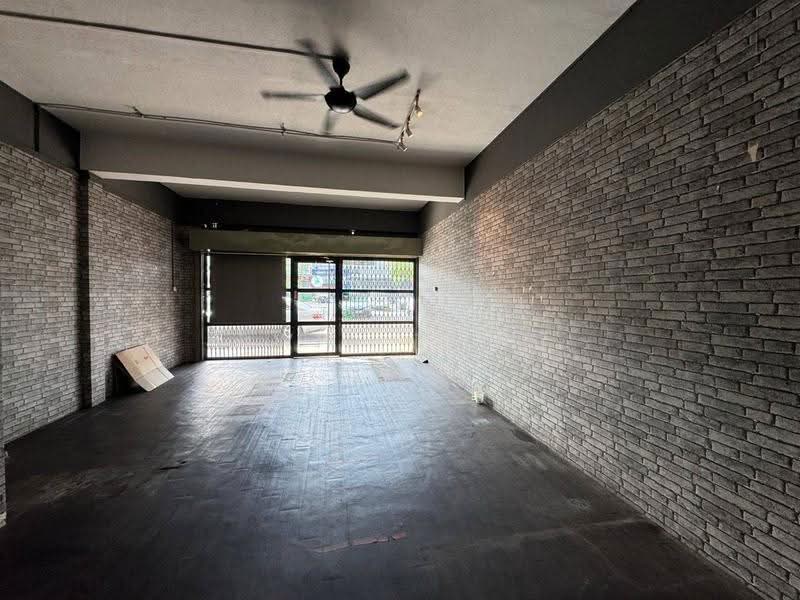 Pejabat untuk Disewa di Taman Daya (Johor Bahru) - Win Tan - Interior - PropertyGuru.com.my
