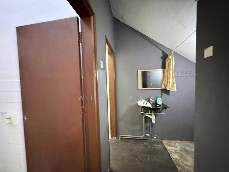 Pejabat untuk Disewa di Taman Daya (Johor Bahru) - Win Tan - Interior - PropertyGuru.com.my