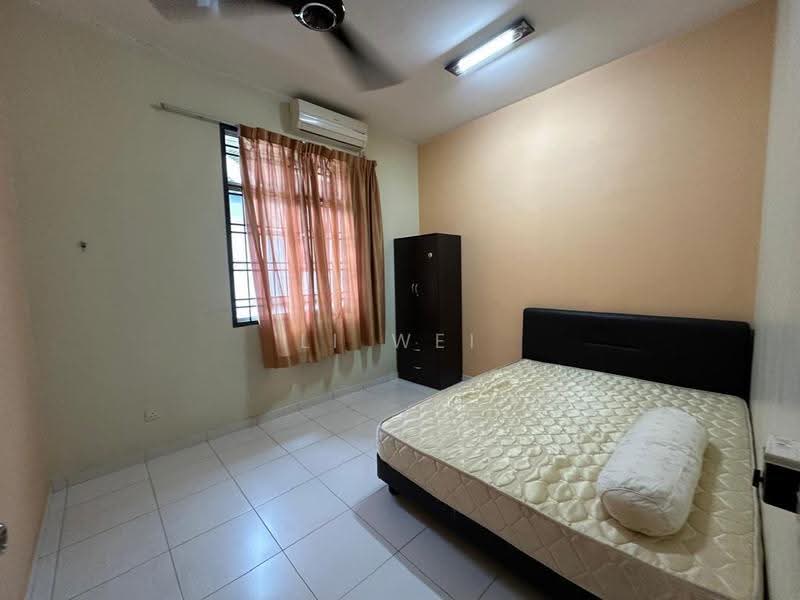 2-storey Terraced House for Sale in Setia Tropika (Johor Bahru) - Li Wei - Bedroom - PropertyGuru.com.my