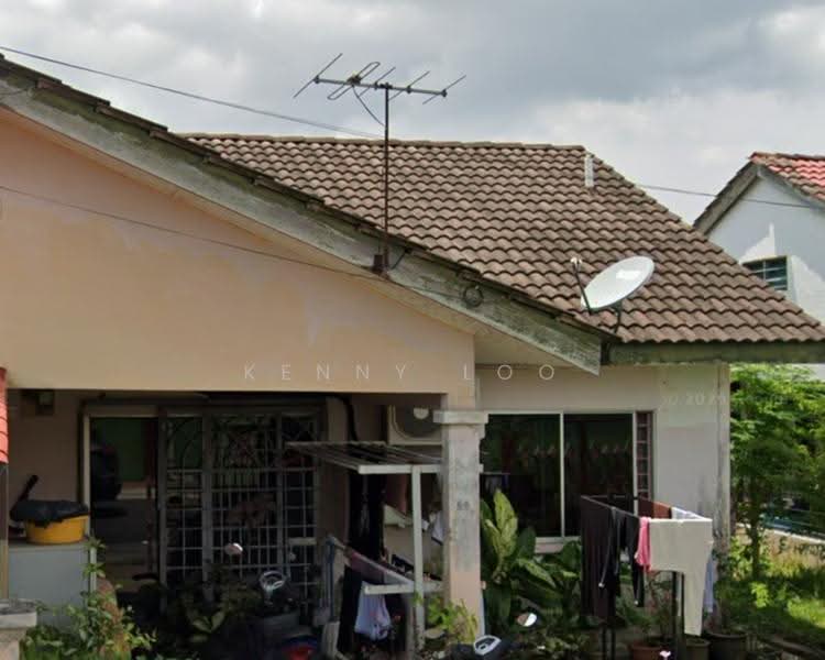 Semi-Detached House for Sale in Taman Seri Inderapura (Kuantan) - Kenny Loo - Exterior - PropertyGuru.com.my