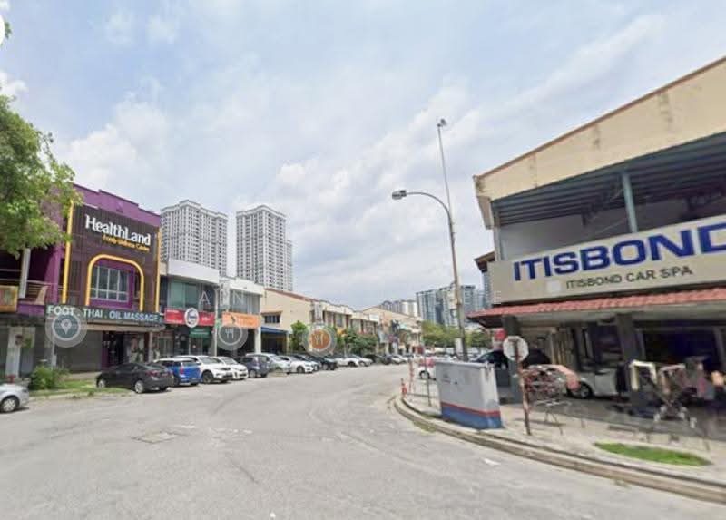 Shop for Rent in Taman Equine (Seri Kembangan) - Andrew Lee - Exterior - PropertyGuru.com.my