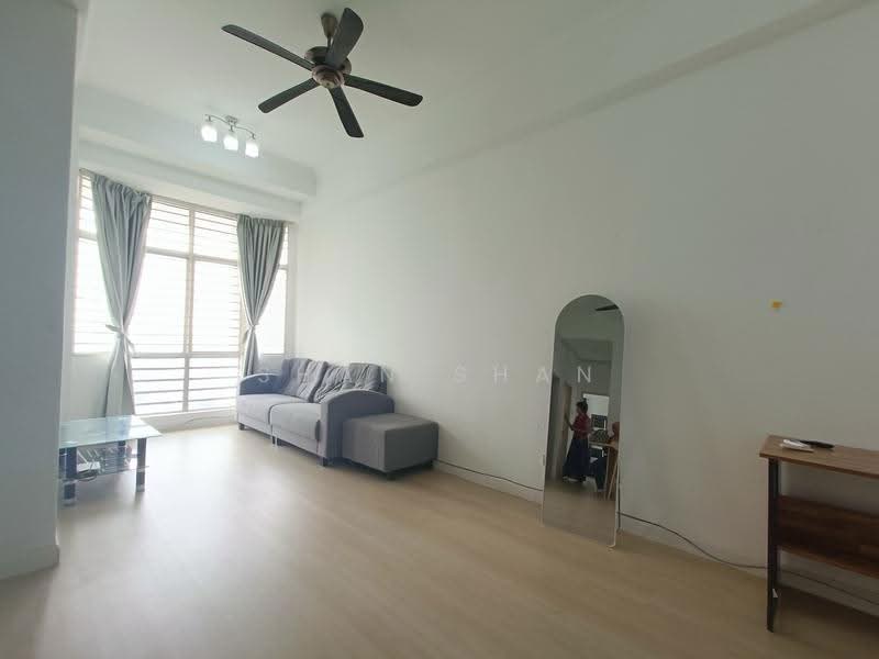 Kediaman Servis untuk Disewa di Rhythm Avenue - Shan Shan - Living Room - PropertyGuru.com.my