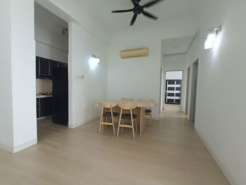 Kediaman Servis untuk Disewa di Rhythm Avenue - Shan Shan - Dining Room - PropertyGuru.com.my