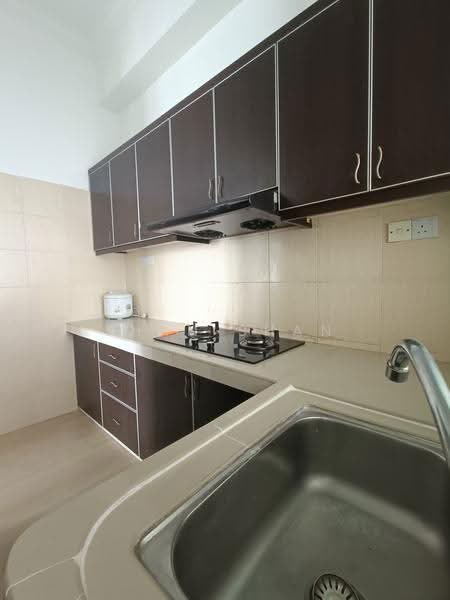 Kediaman Servis untuk Disewa di Rhythm Avenue - Shan Shan - Kitchen - PropertyGuru.com.my