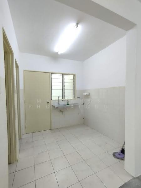 Apartment for Rent at Pangsapuri Sentosa - Max Khor Phor xiong - Kitchen - PropertyGuru.com.my