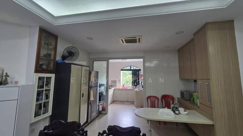 Pangsapuri untuk Dijual di Stulang Villa - Eddy Chan - Kitchen - PropertyGuru.com.my
