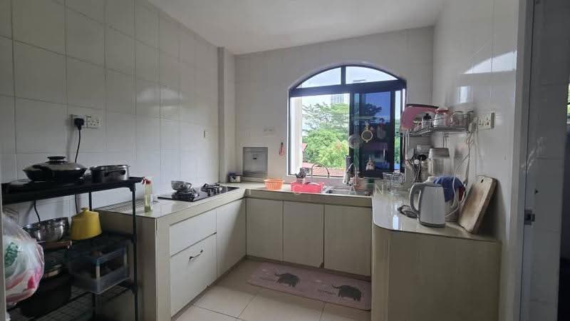 Pangsapuri untuk Dijual di Stulang Villa - Eddy Chan - Kitchen - PropertyGuru.com.my