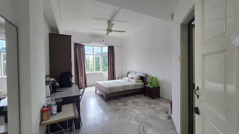 Pangsapuri untuk Dijual di Stulang Villa - Eddy Chan - Bedroom - PropertyGuru.com.my