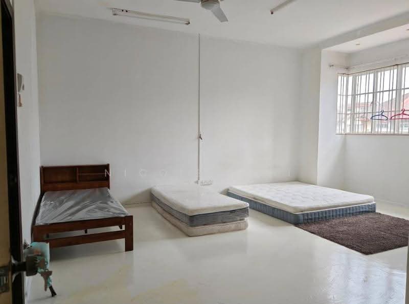 2-storey Terraced House for Sale in Taman Subang Mewah (Subang Jaya) - Nicole Chai - Bedroom - PropertyGuru.com.my