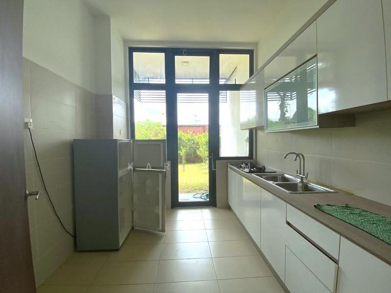 Semi-Detached House for Sale in Johor Bahru (Johor) - Karl Lim - Kitchen - PropertyGuru.com.my