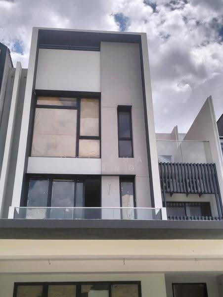 Rumah Teres 2-Tingkat untuk Dijual di Telok Panglima Garang (Selangor) - Mei Shan Wong - Exterior - PropertyGuru.com.my