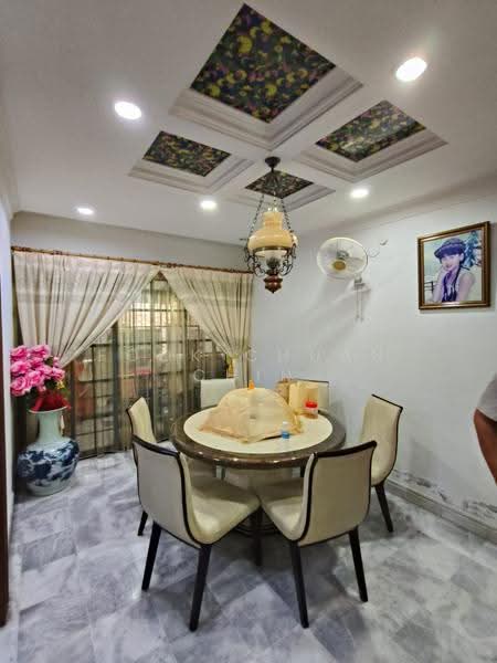 Rumah Teres 2.5-Tingkat untuk Dijual di Petaling Jaya (Selangor) - Fook Chuan Chin - Dining Room - PropertyGuru.com.my