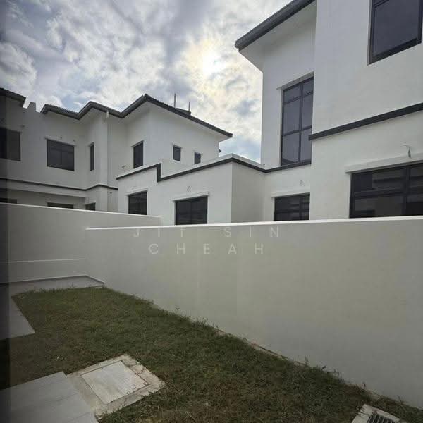 2-storey Terraced House for Sale in Eco Botanic 2 (Iskandar Puteri (Nusajaya)) - Jit Sin Cheah - Exterior - PropertyGuru.com.my