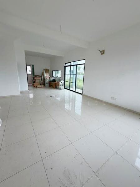 2-storey Terraced House for Sale in Taman Desa Tebrau (Tebrau) - Daphne Lee - Living Room - PropertyGuru.com.my