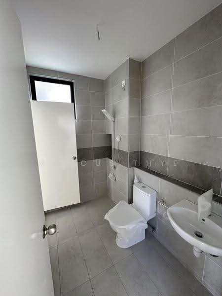 2-storey Terraced House for Sale in Taman Adda Heights (Tebrau) - Marcus Thye - Bathroom - PropertyGuru.com.my