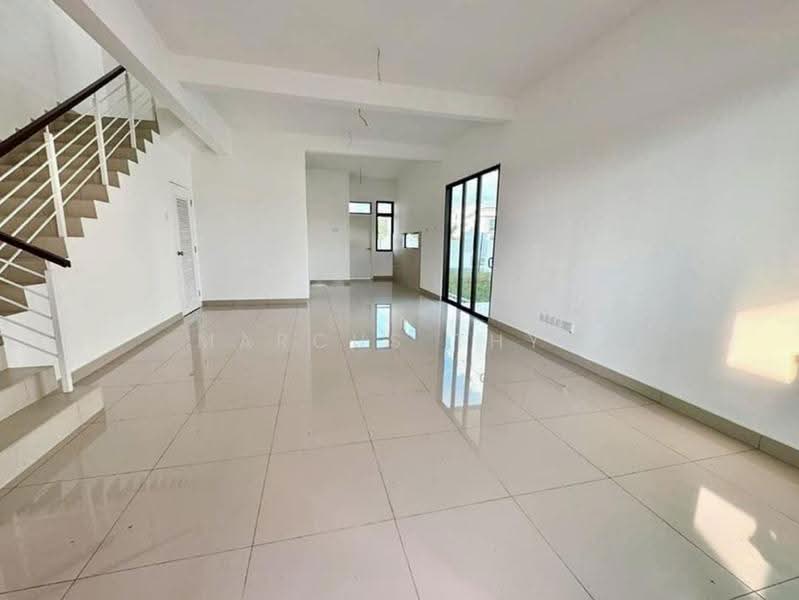2-storey Terraced House for Sale in Taman Adda Heights (Tebrau) - Marcus Thye - Living Room - PropertyGuru.com.my