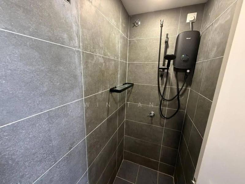 Kediaman Servis untuk Disewa di Midas @ Seri Alam - Win Tan - Bathroom - PropertyGuru.com.my