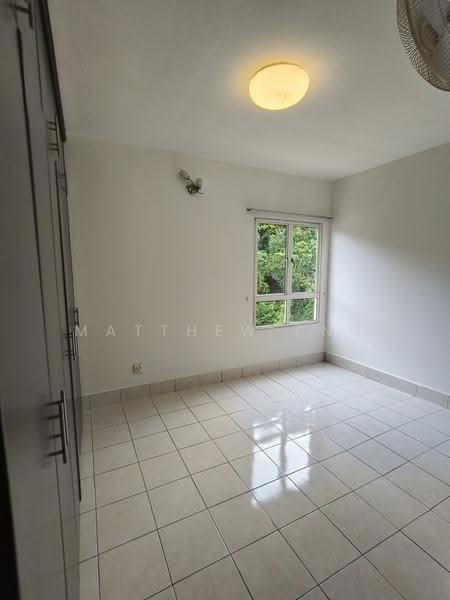 Condominium for Sale at Greenlane Park - Matthew Png - Interior - PropertyGuru.com.my