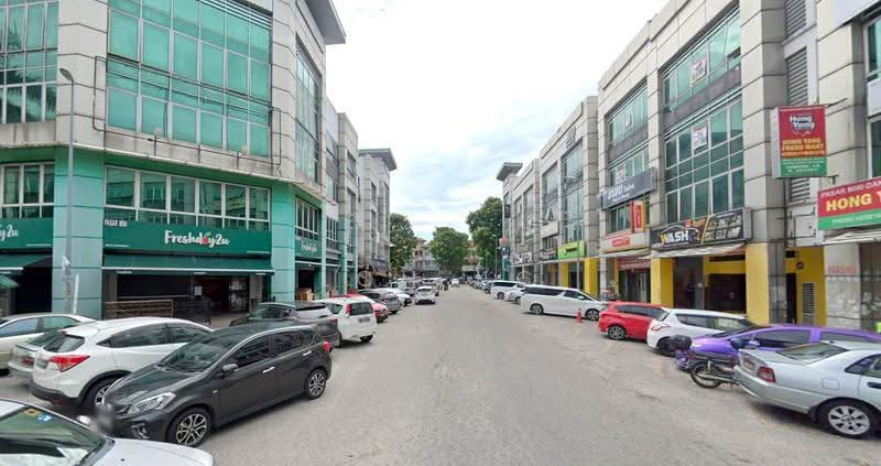 Shop for Rent in Bandar Puteri Puchong (Puchong) - Loh KC - Exterior - PropertyGuru.com.my