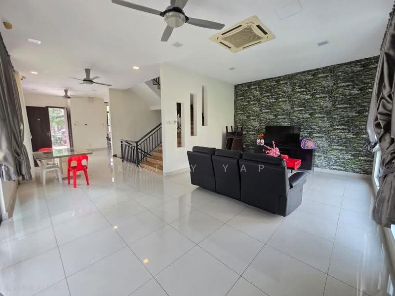 Bungalow House for Sale in Selayang (Selangor) - Kathy Yap - Living Room - PropertyGuru.com.my